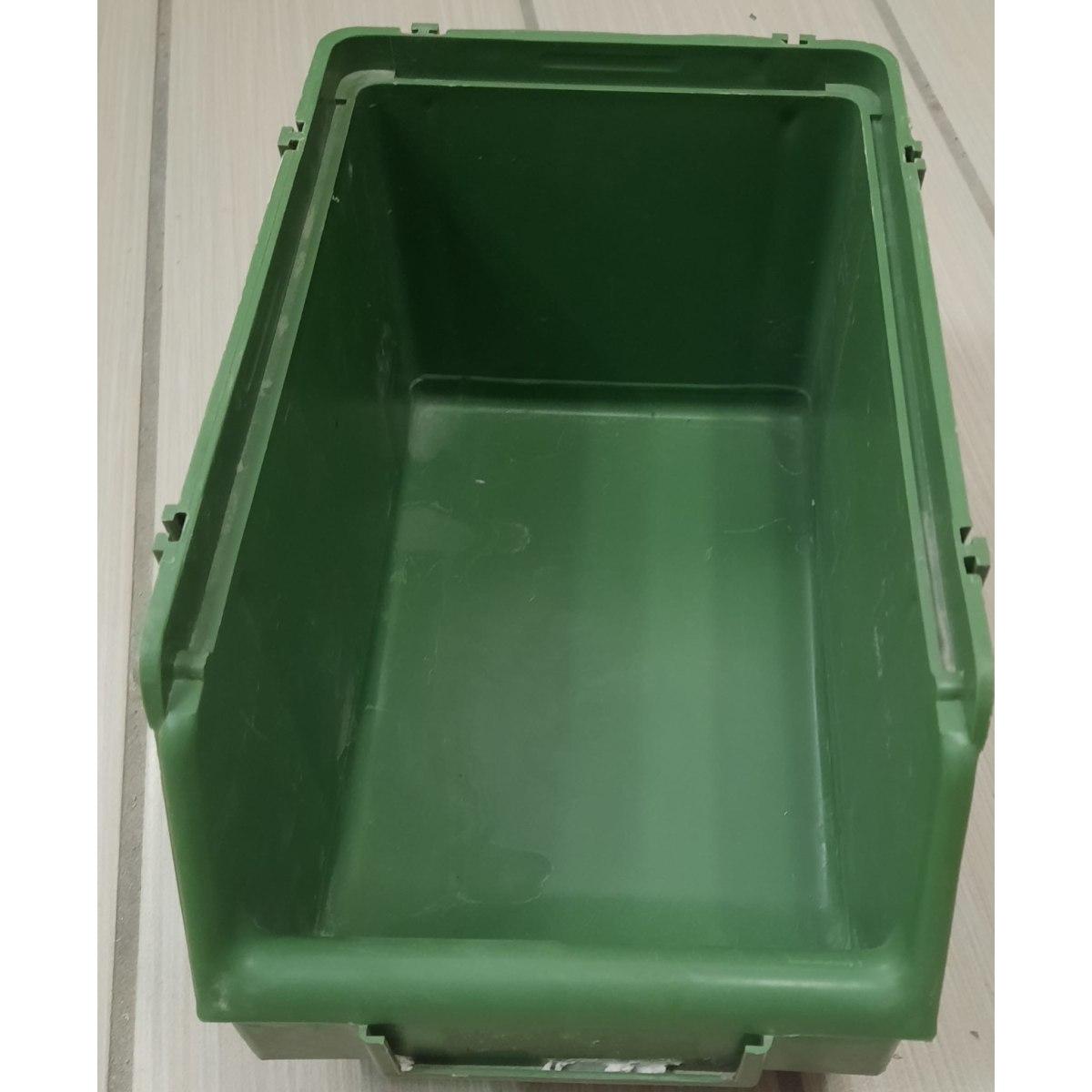 Contenitore plastica terry verde  147x234x129h