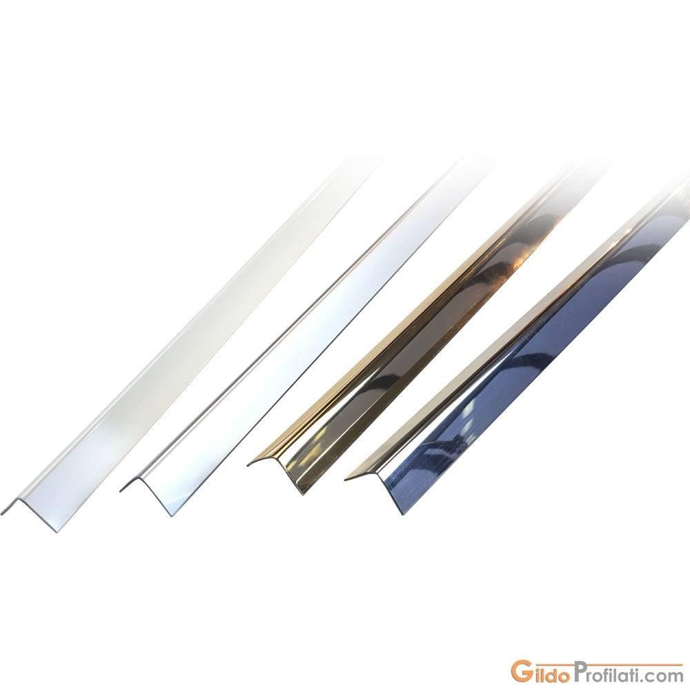 Paraspigolo liscio cromo mm 30x30 mt2